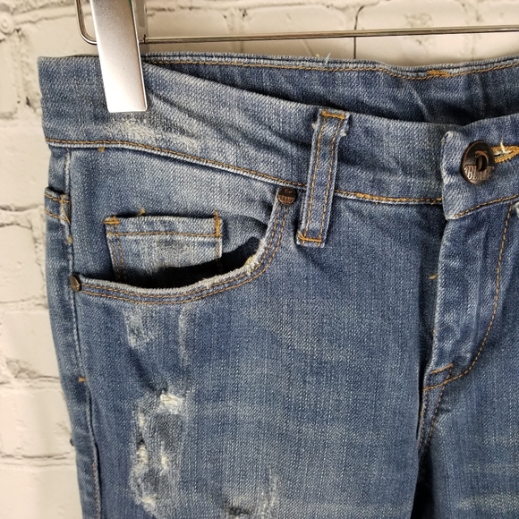 BLANK NYC | distressed denim skinny straight jeans - Picture 3 of 10